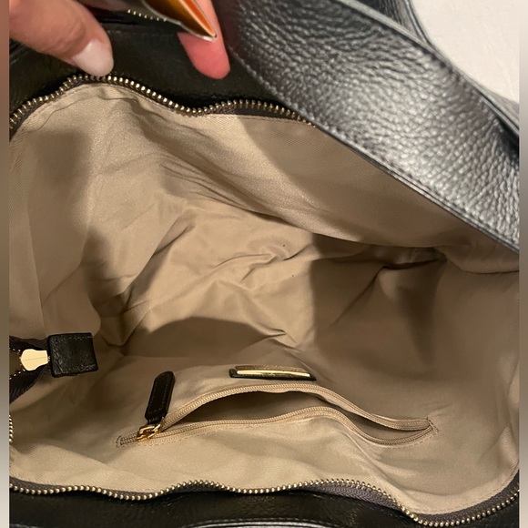 Valentino Purse - Picture 5 of 6